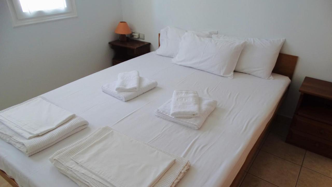 Agrambeli Rooms & Apartments Lefkada City ภายนอก รูปภาพ