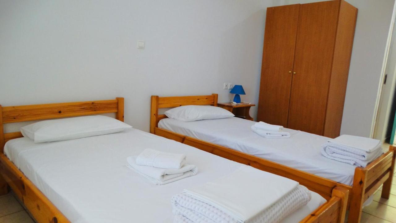 Agrambeli Rooms & Apartments Lefkada City ภายนอก รูปภาพ