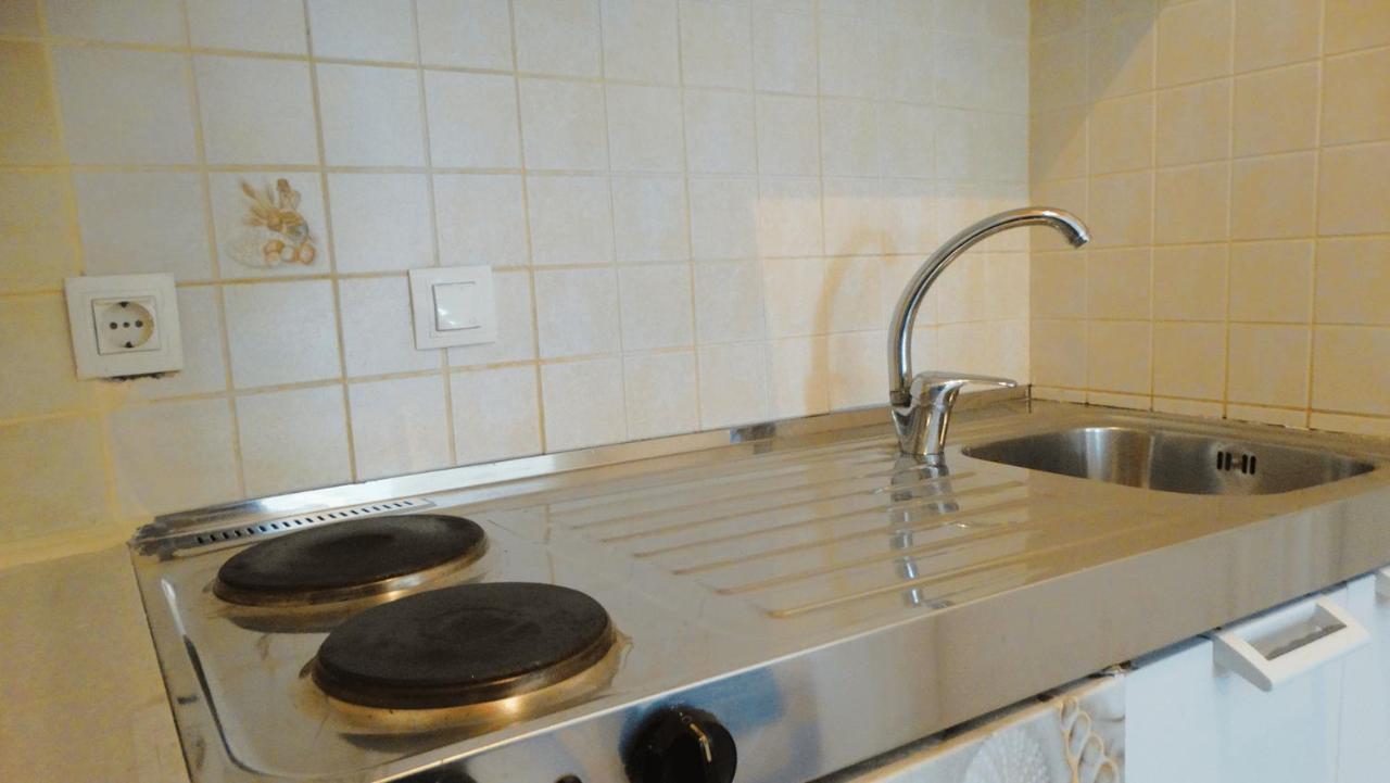Agrambeli Rooms & Apartments Lefkada City ภายนอก รูปภาพ
